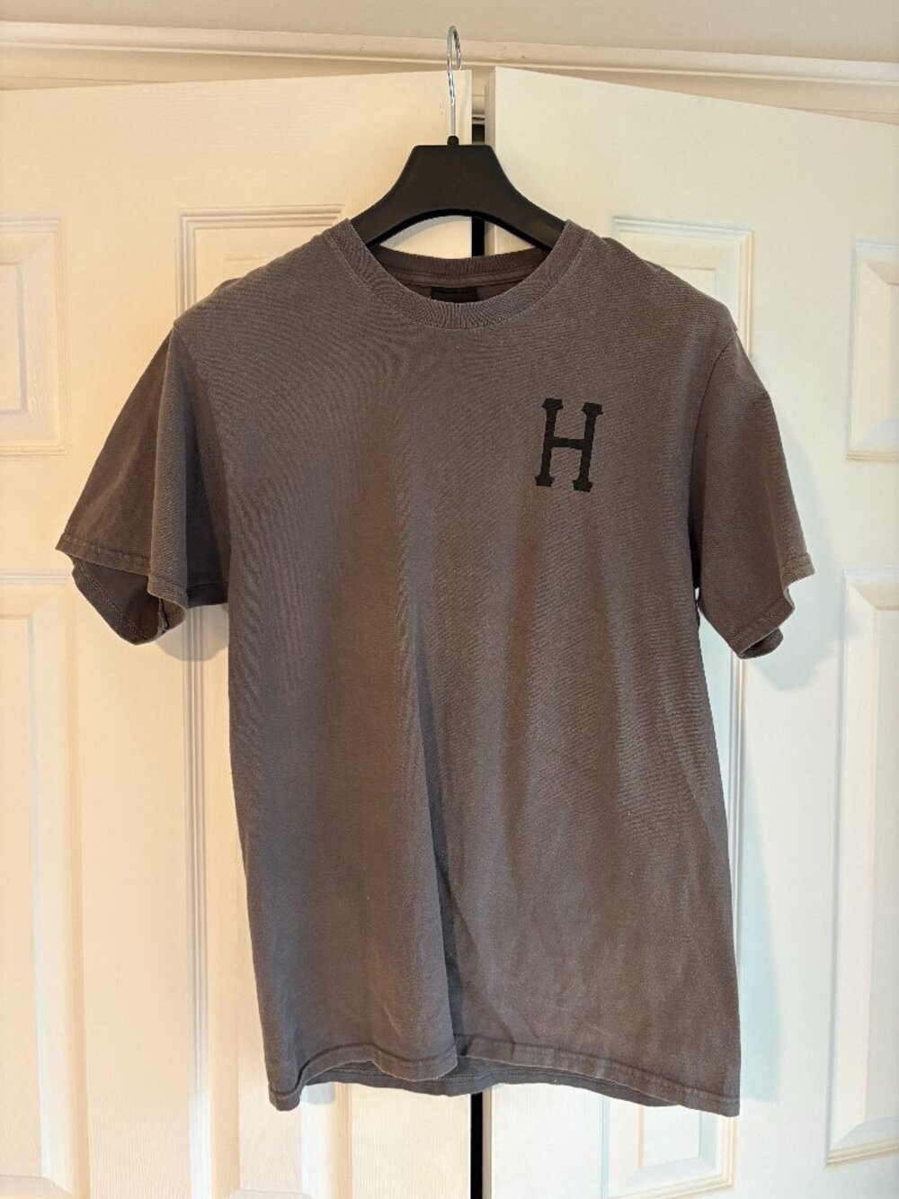 HUF T shirt